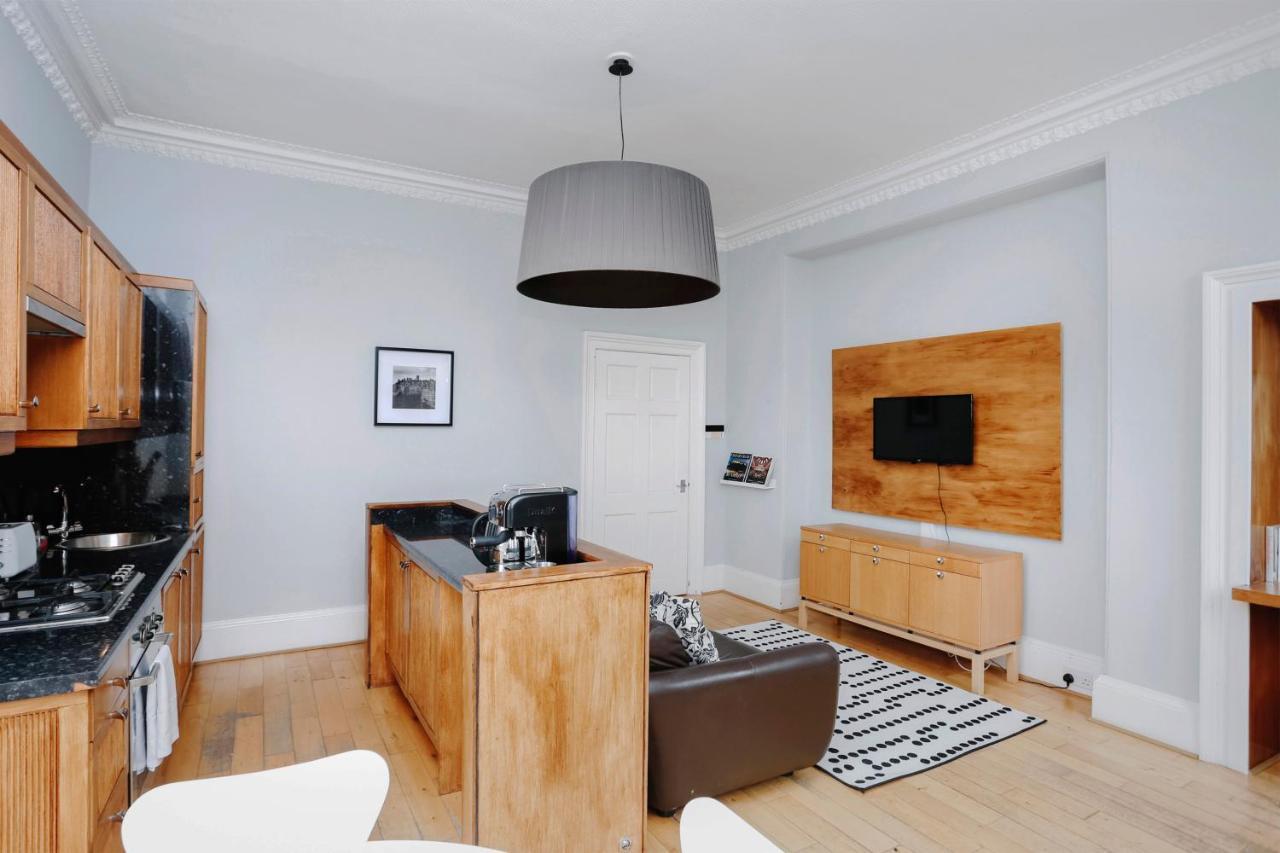 Joivy Lovely Flat In The Heart Of Edinburgh Exterior photo